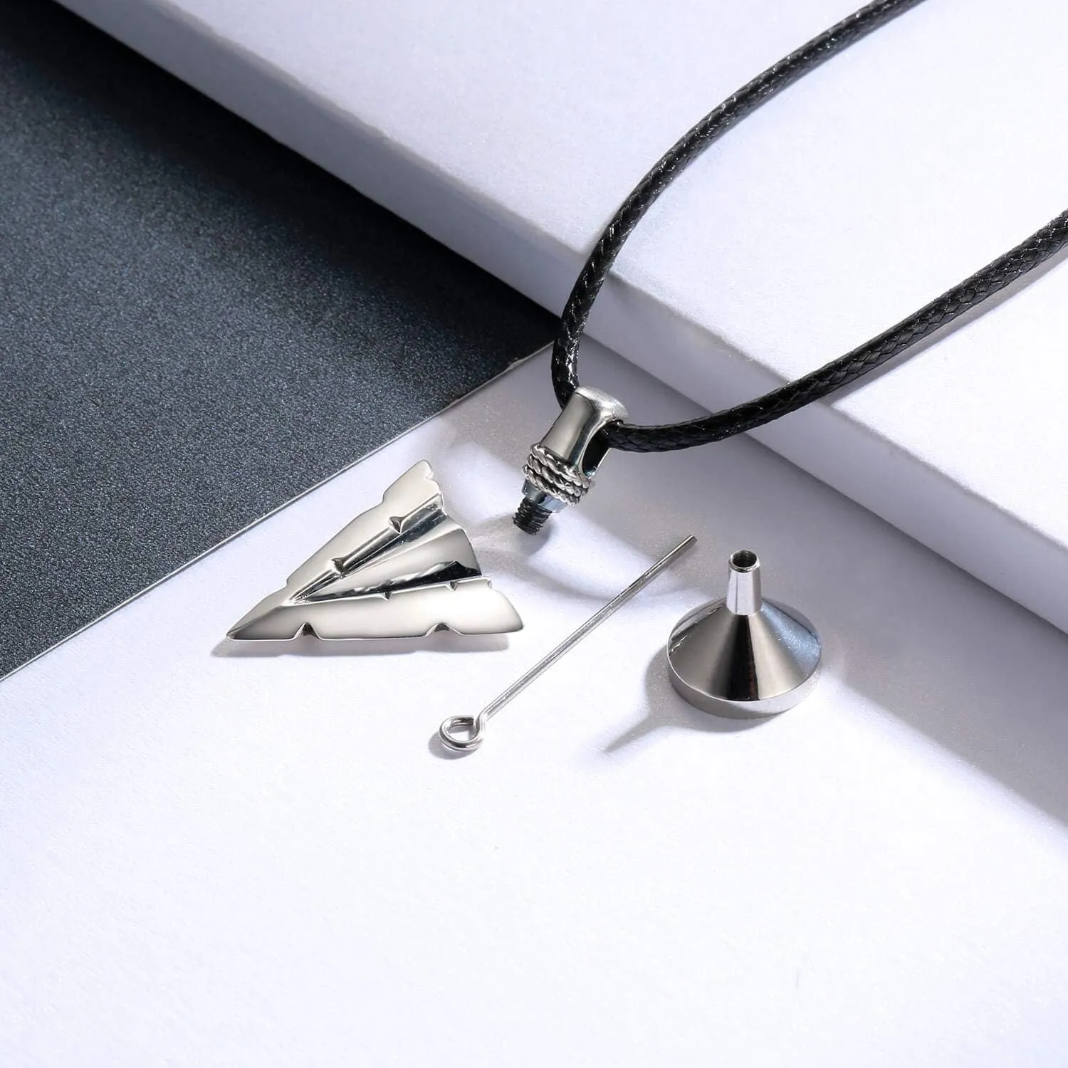 MANBU Sterling Silver Urn Necklace for Men: Arrowhead Memorial Pendant Cremation Ash Jewelry Bereavement Keepsakes Gift for Loss of a Loved One